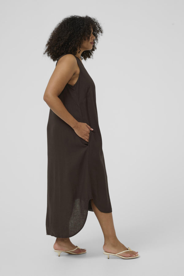robe brun foncé