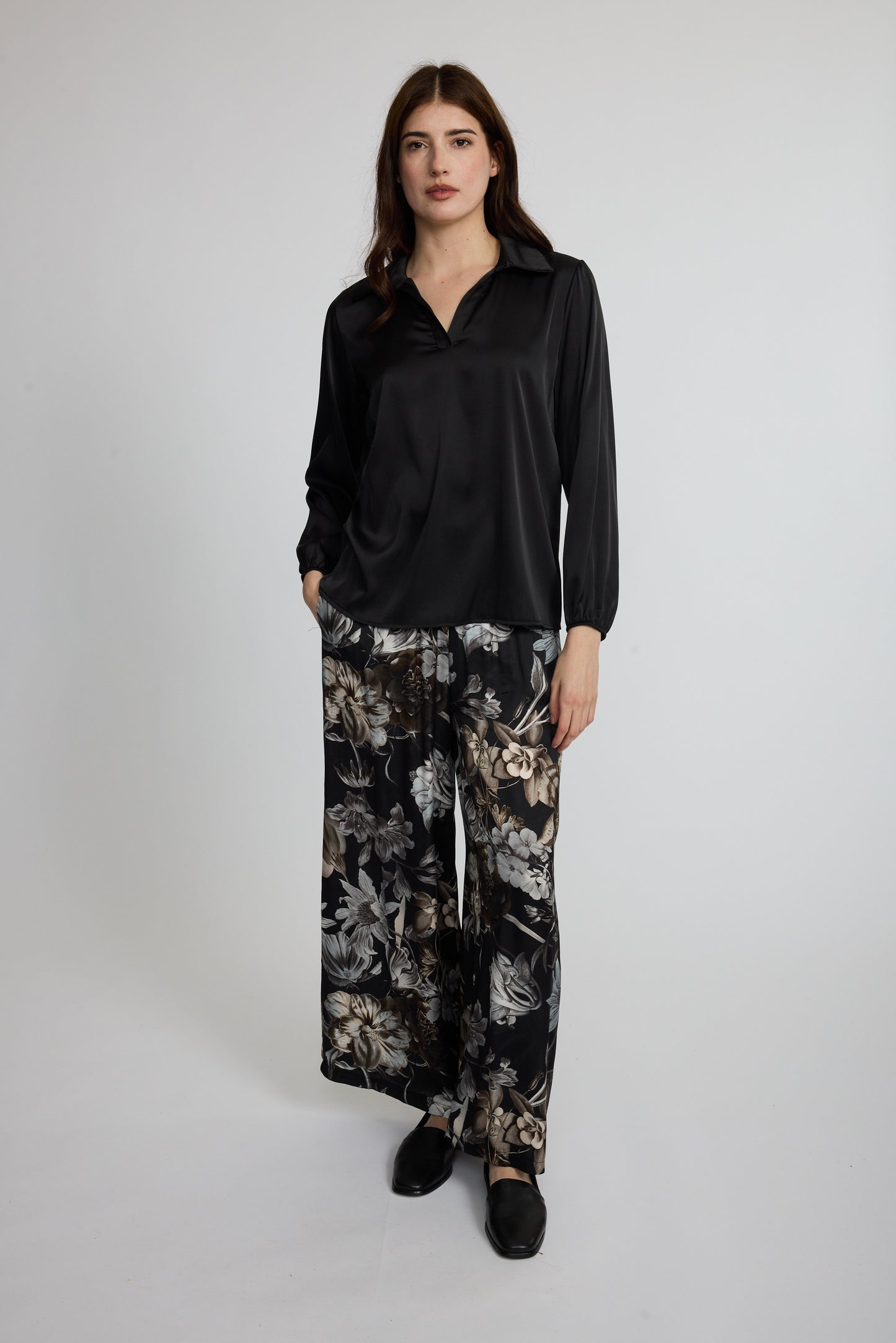blouse en satin noir