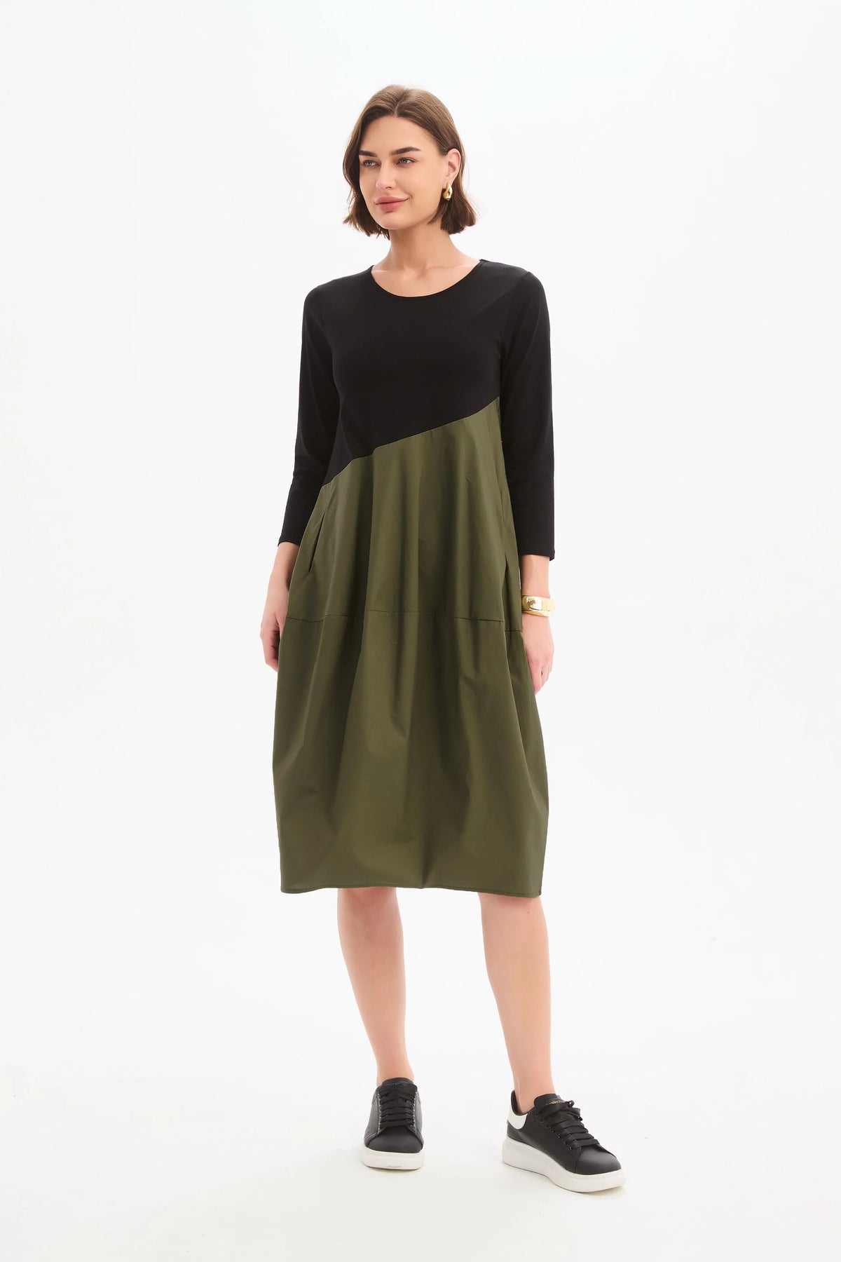 robe noir et kaki