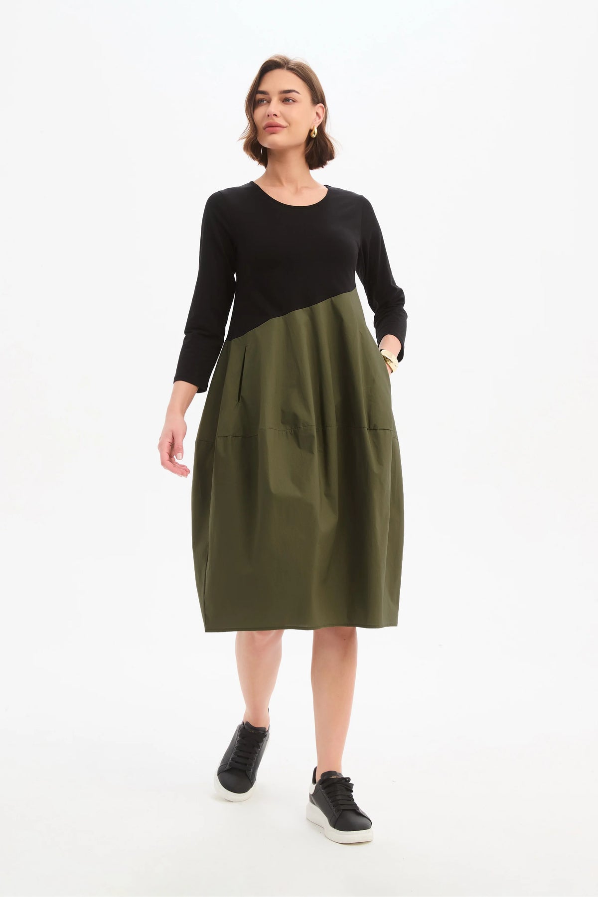 robe noir et kaki