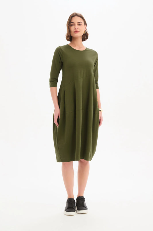 robe kaki