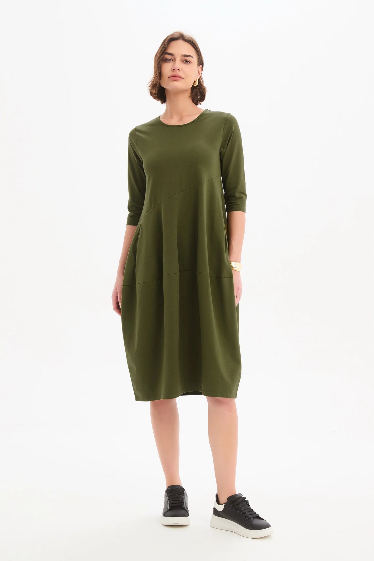 robe kaki
